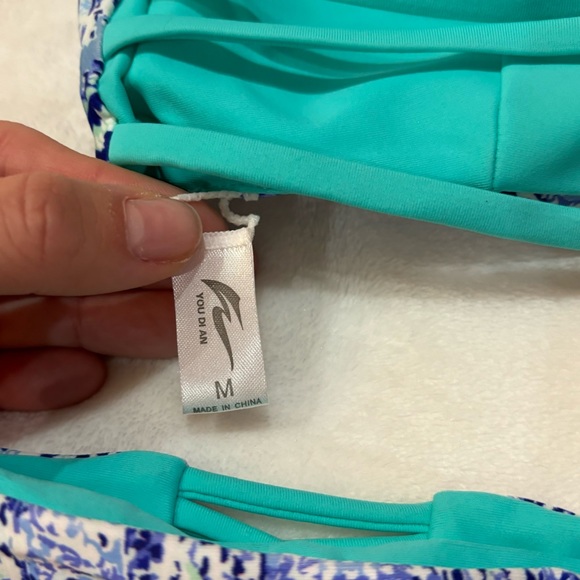 SHEIN Women’s Criss Cross Print Bikini Swimsuit Set - blue pattern, size M - Picture 6 of 9